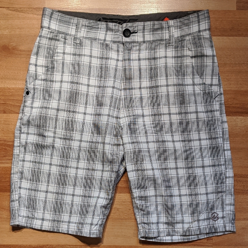 Noize Flat Front Gray and White Plaid Shorts